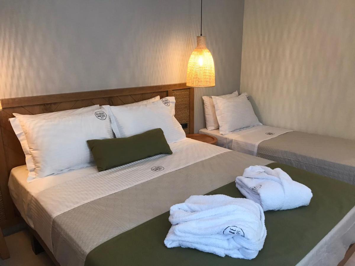 Azzure Luxury Suites Potos Luaran gambar
