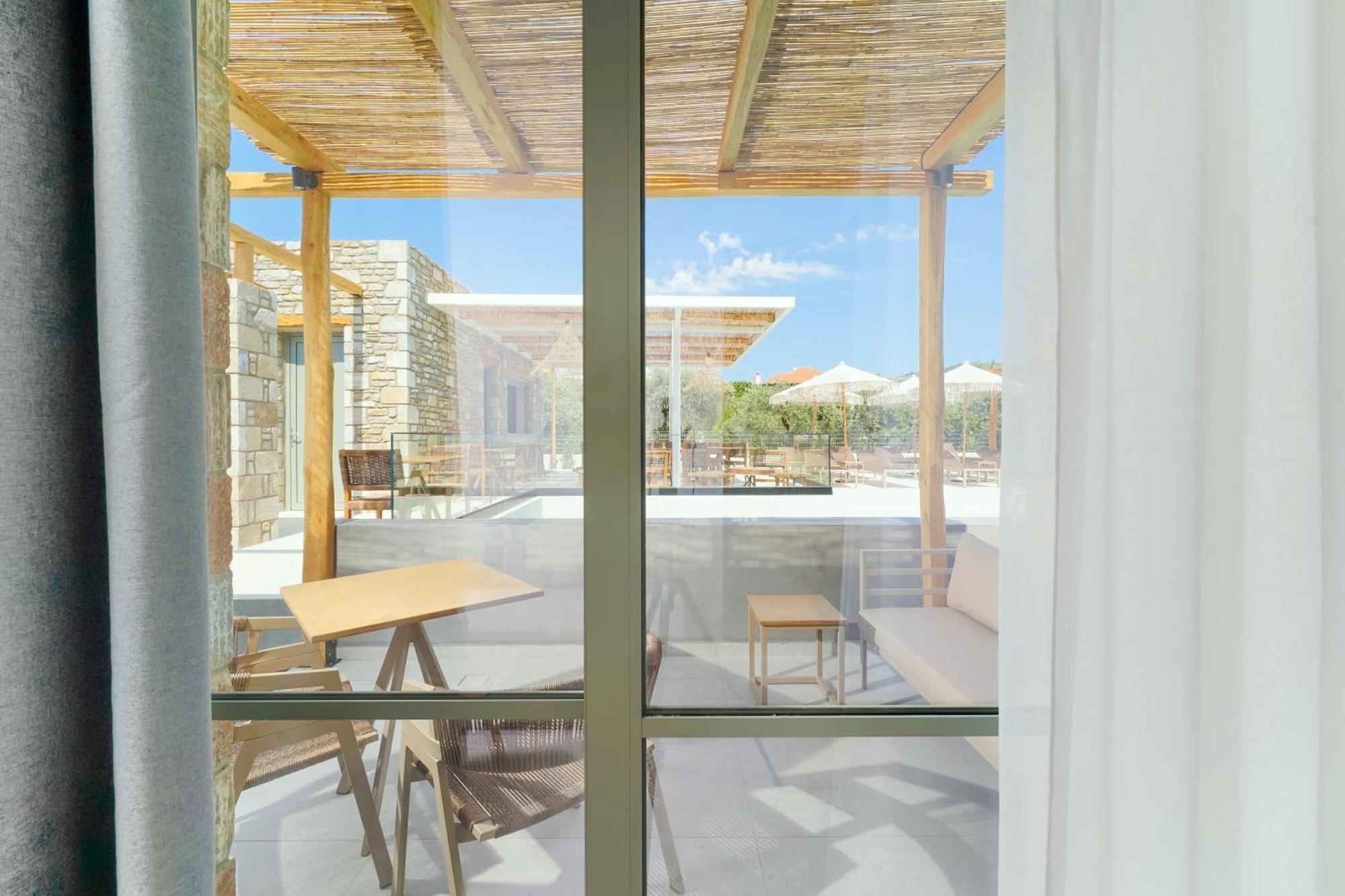 Azzure Luxury Suites Potos Luaran gambar